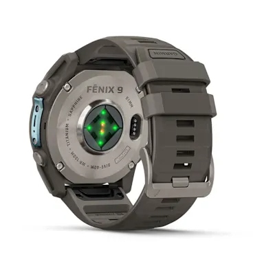 Garmin Fenix 9 51mm Titanium met siliconen band in Pebble Gray
